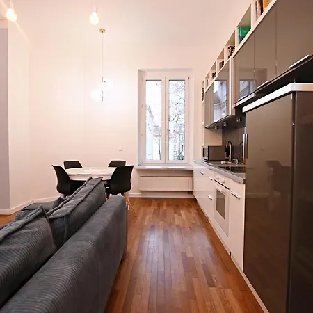Apartment Salsa *